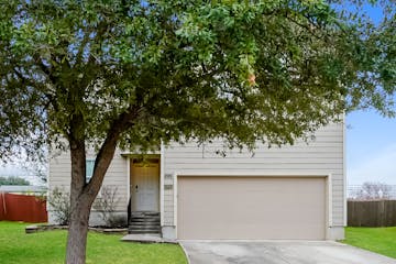 10910 Cimarron Cv Universal City, TX 78148